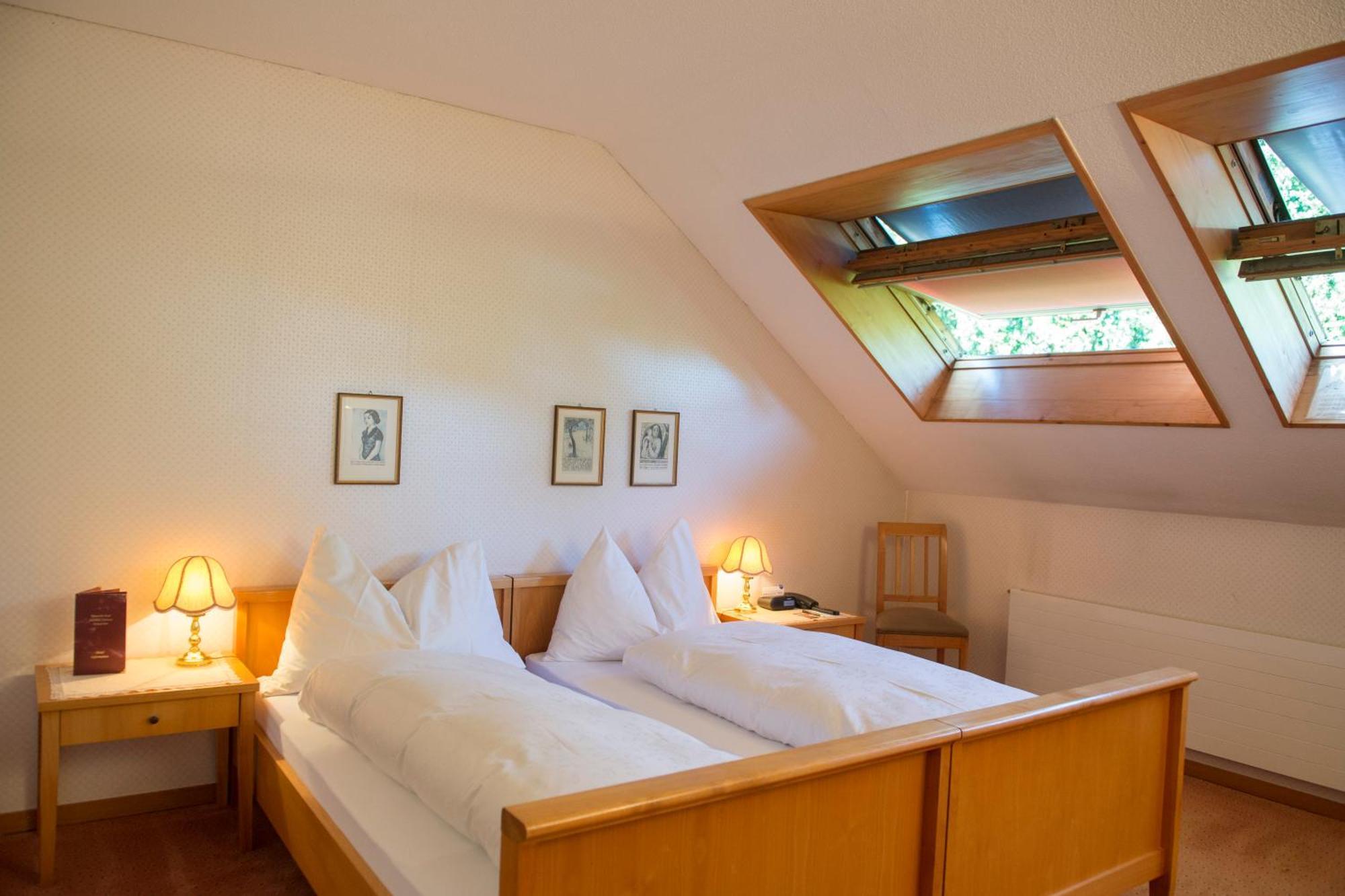 Romantik Hotel & Restaurant Sternen Kriegstetten Екстериор снимка