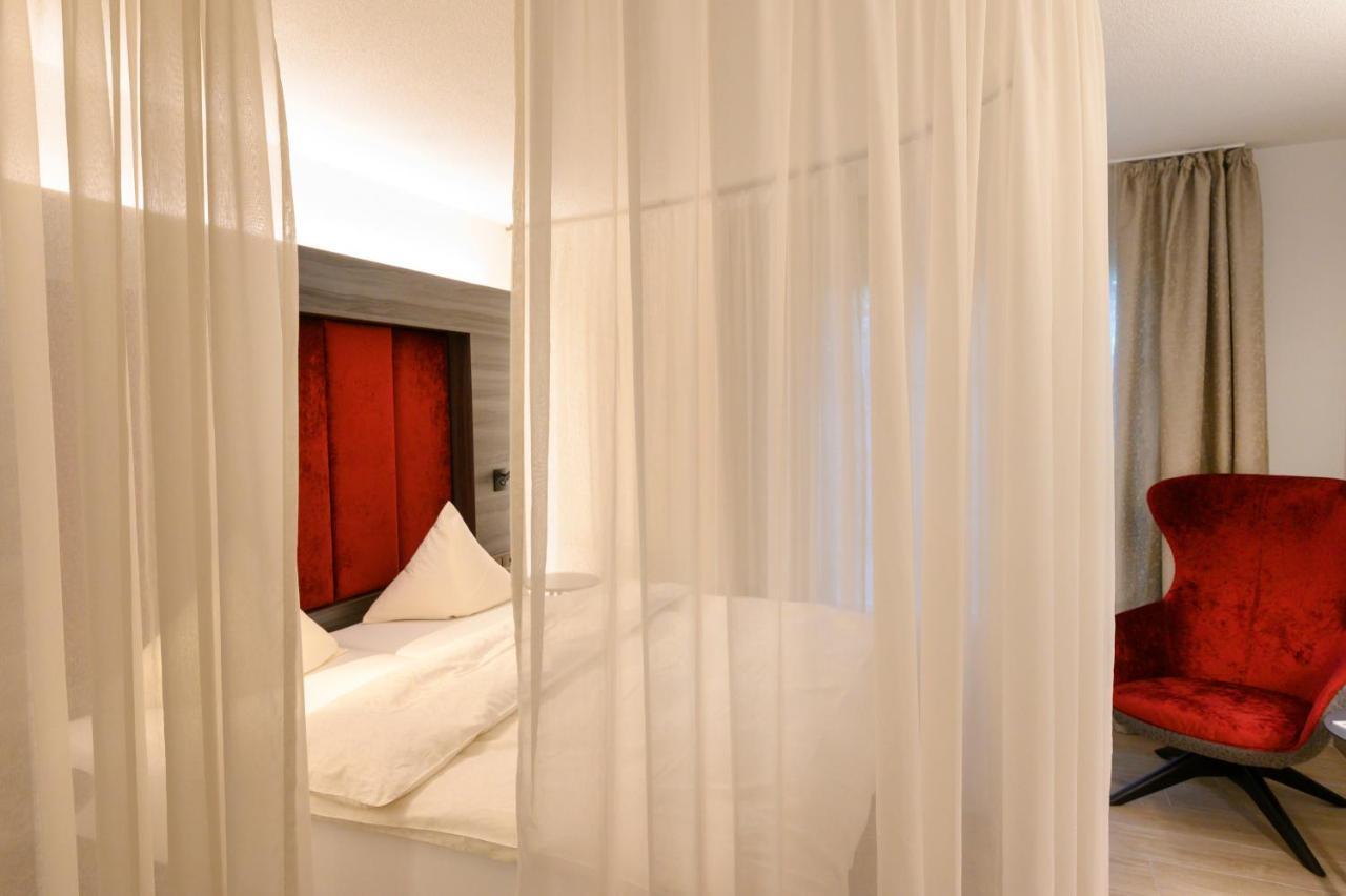 Romantik Hotel & Restaurant Sternen Kriegstetten Екстериор снимка
