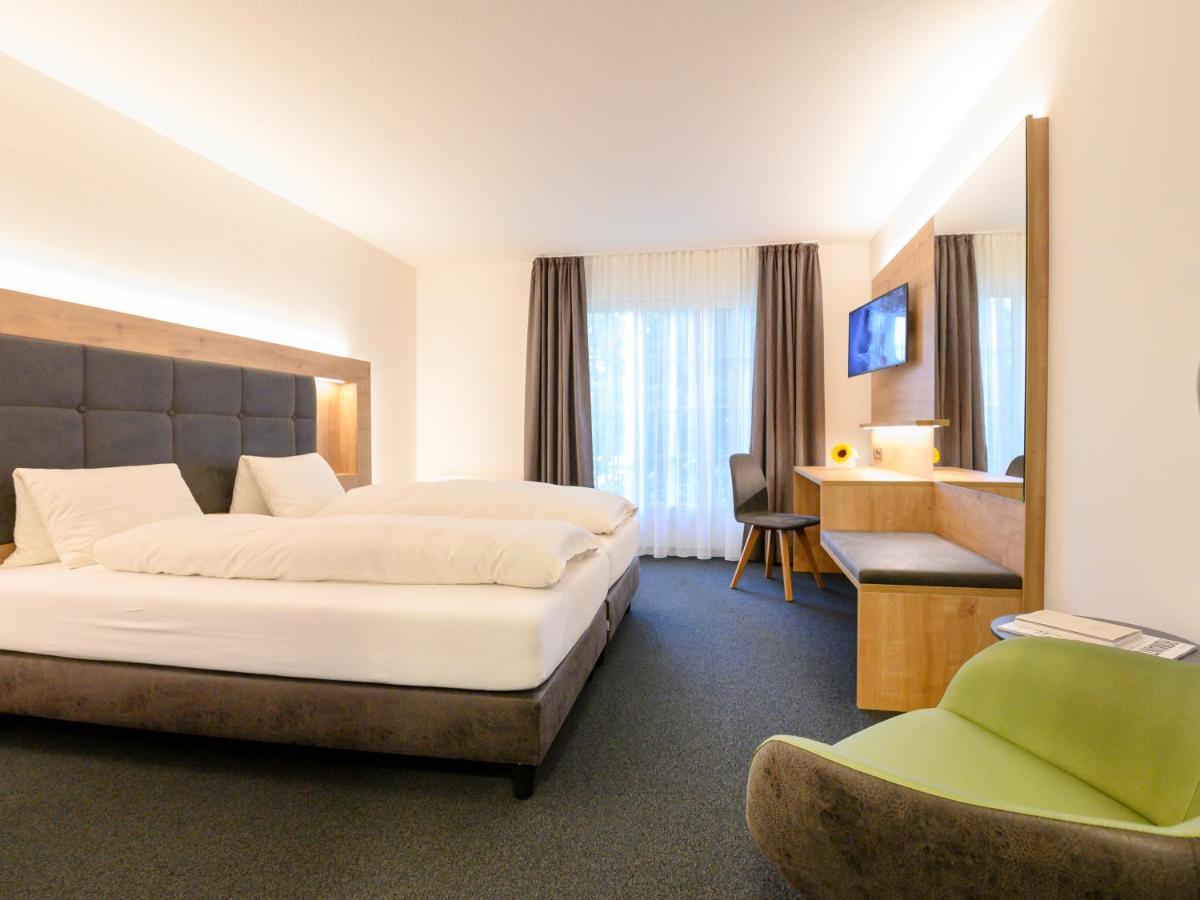 Romantik Hotel & Restaurant Sternen Kriegstetten Екстериор снимка