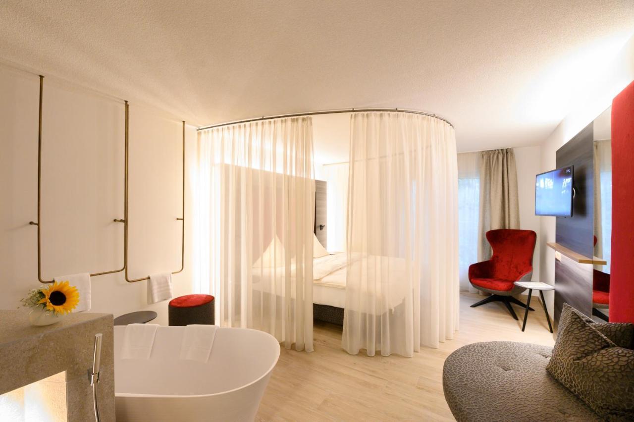 Romantik Hotel & Restaurant Sternen Kriegstetten Екстериор снимка